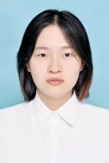 周教员 照片