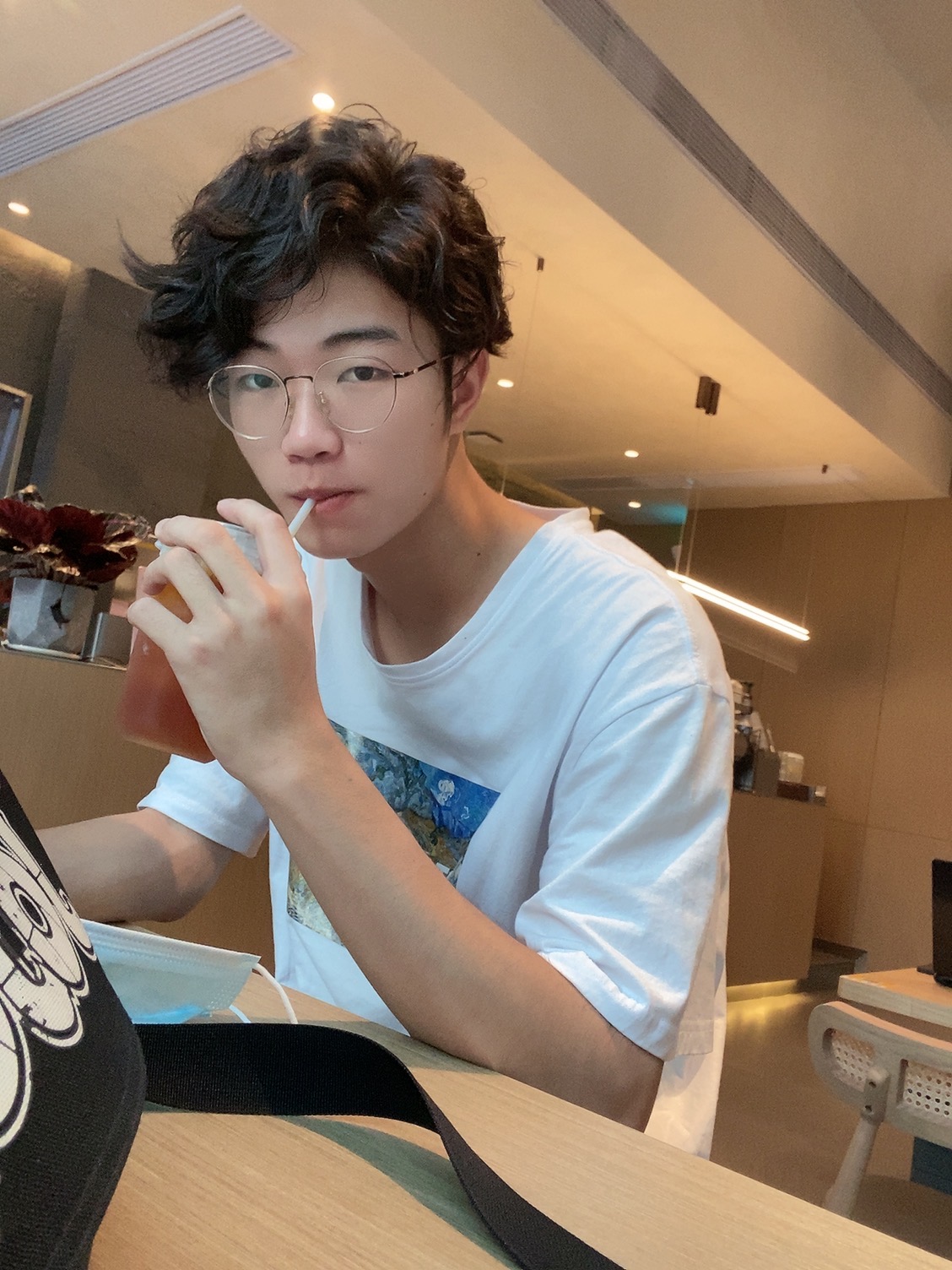 陈教员 照片
