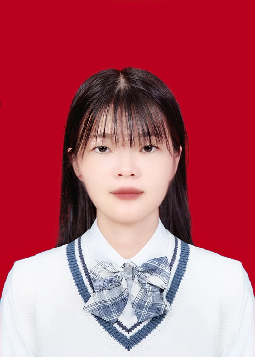 邹教员 照片