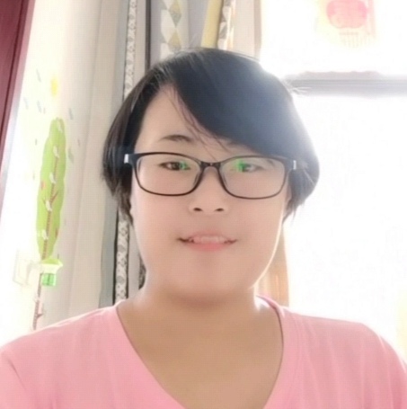 李教员 照片