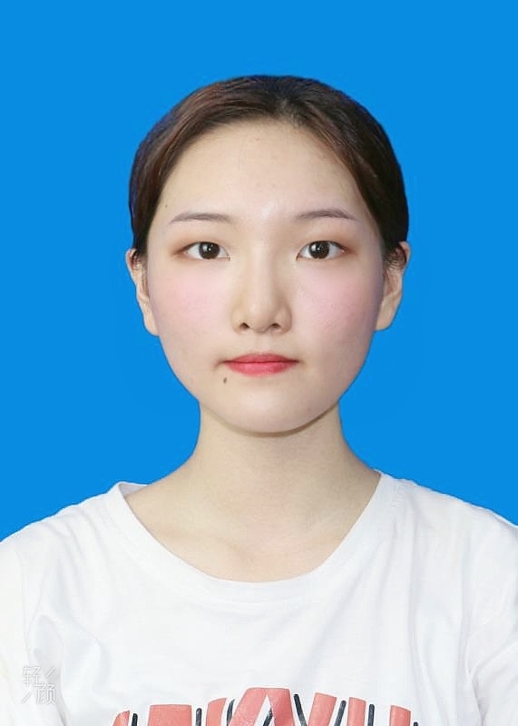 黄教员 照片