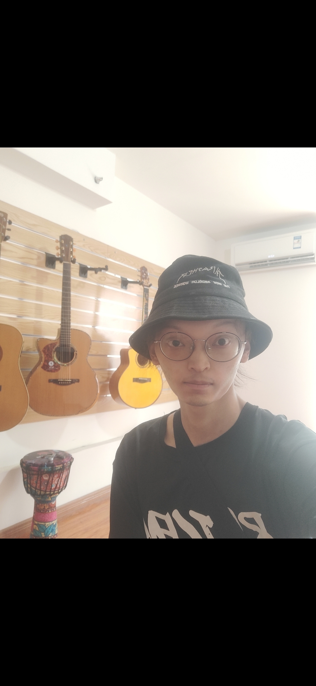 刘教员 照片