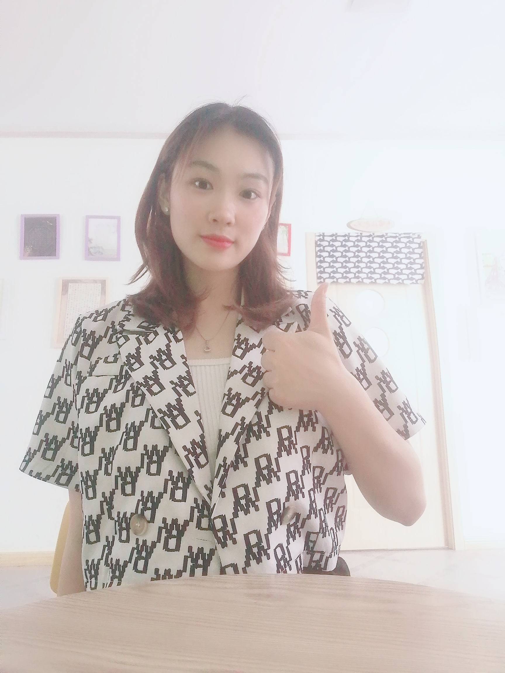 王教员 照片