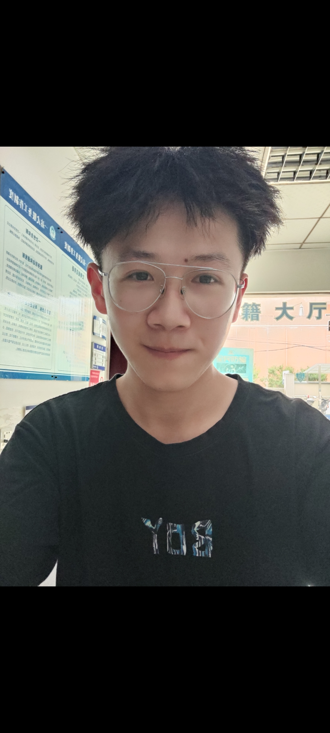 刘教员 照片