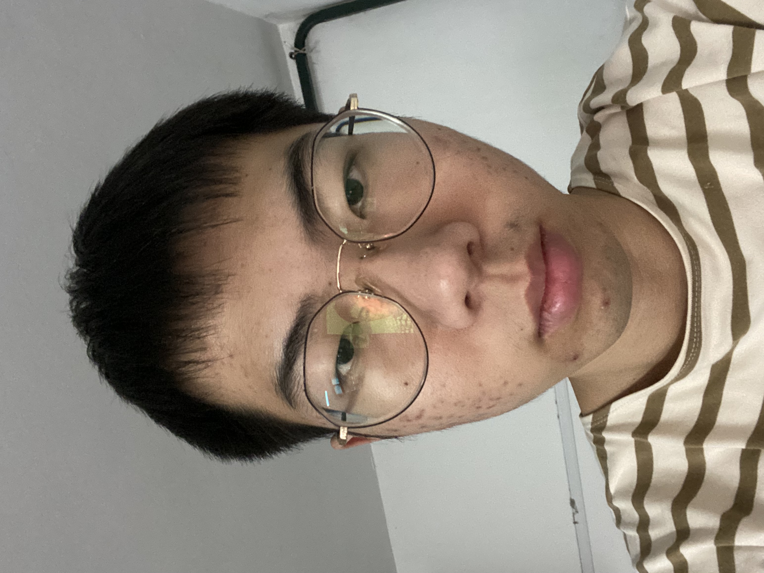 吴教员 照片