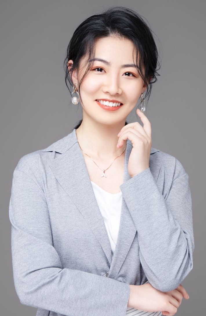 黄教员 照片