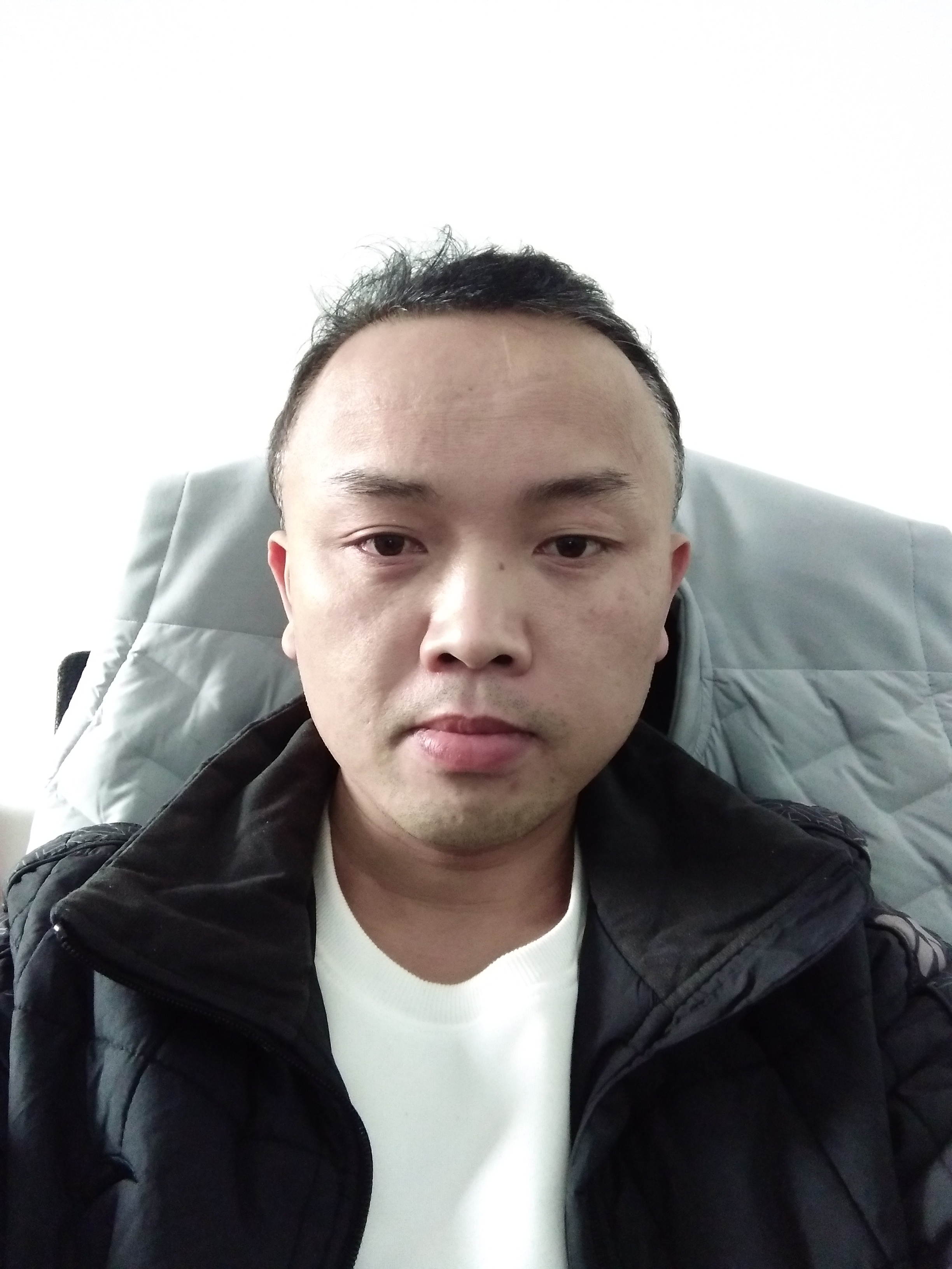 岑教员 照片