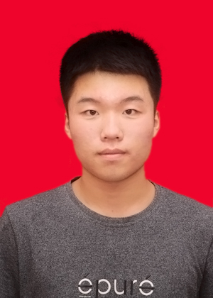 李教员 照片