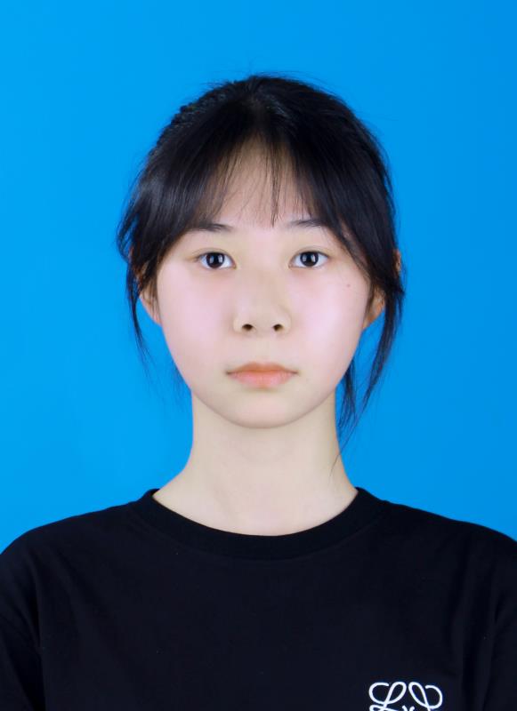 胡教员 照片