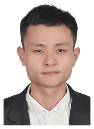 吴教员 照片