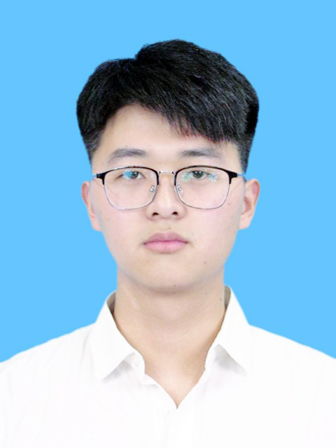 马教员 照片