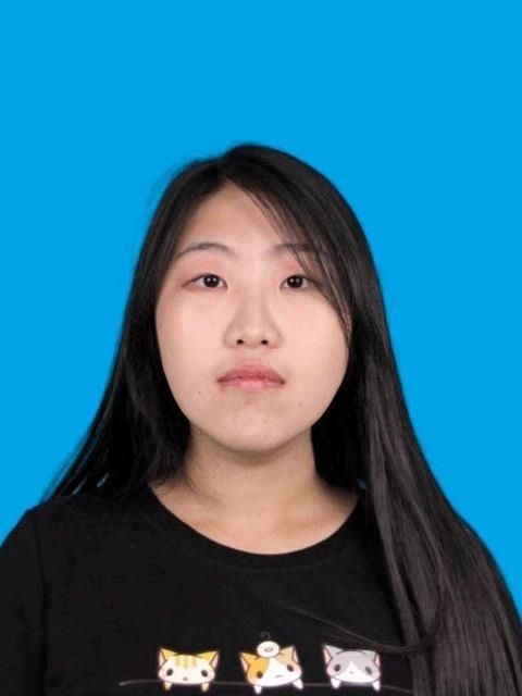 李教员 照片