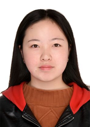 李教员 照片