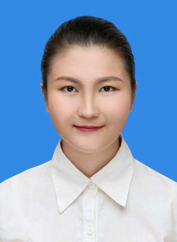 曾教员 照片