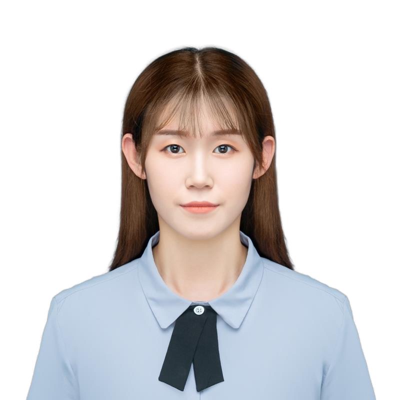 梁教员 照片