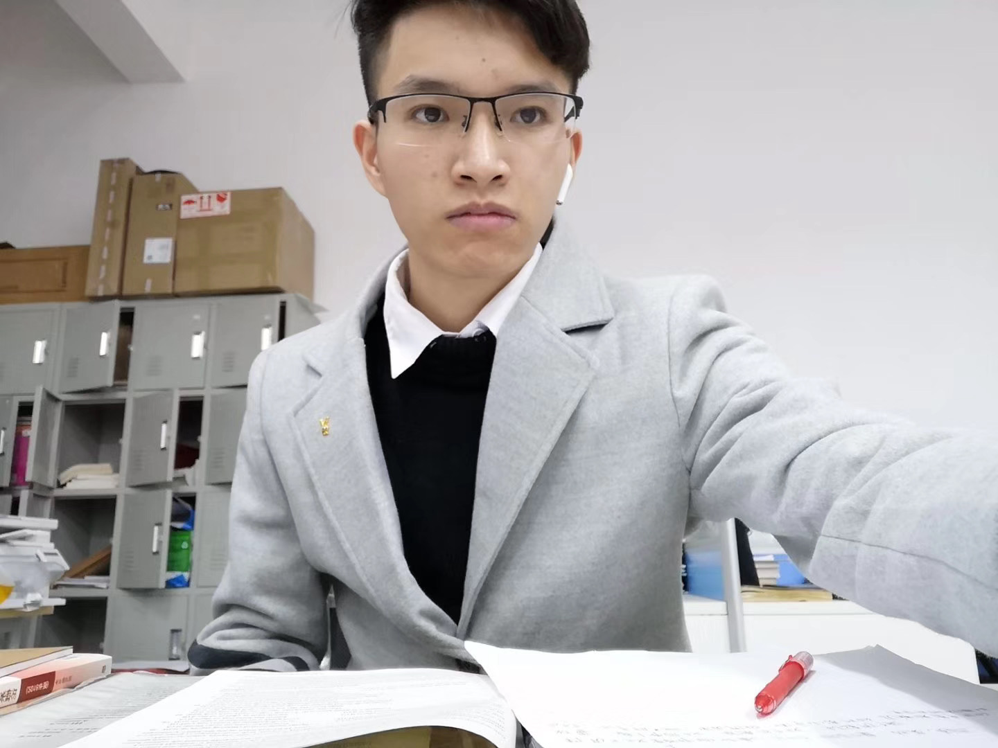 吴教员 照片