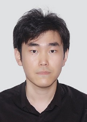 李教员 照片