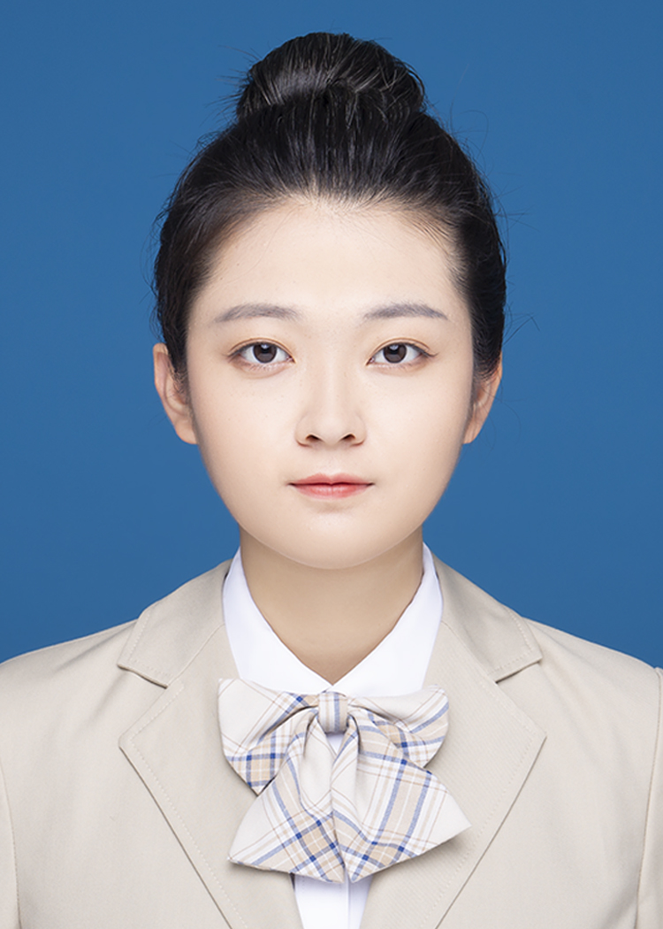 于教员 照片