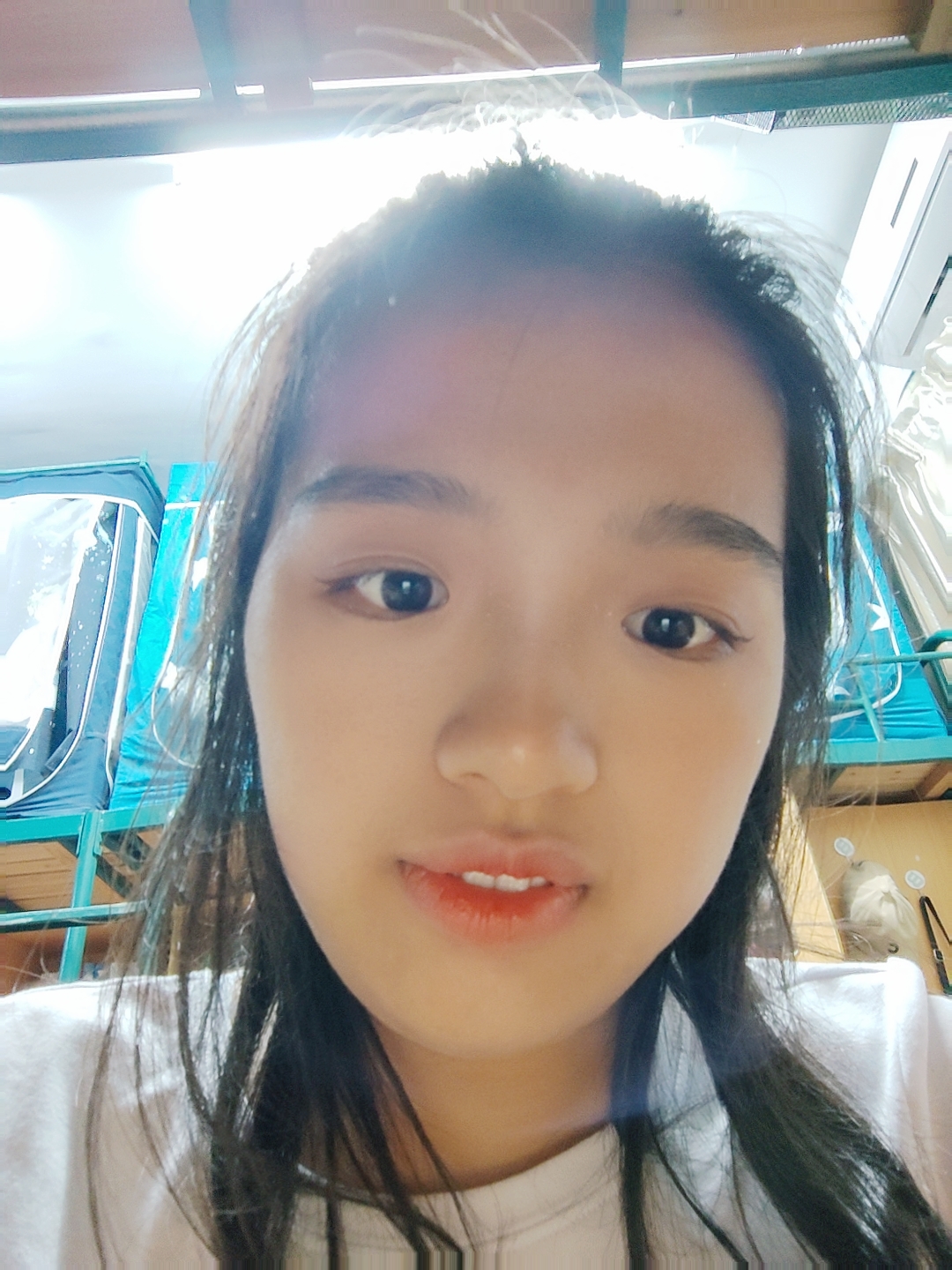 匡教员 照片
