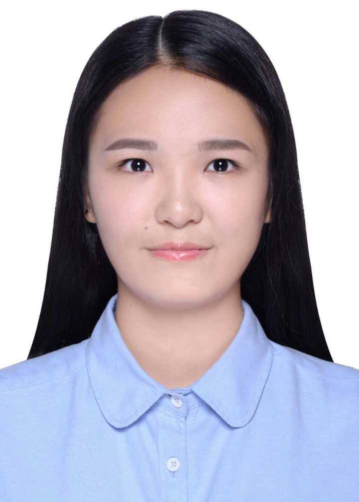归教员 照片