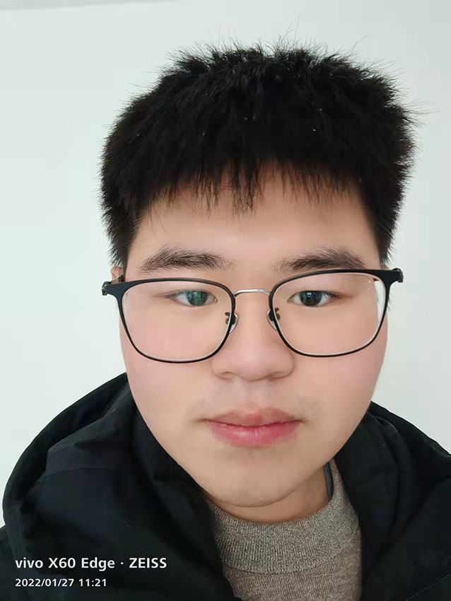吴教员 照片