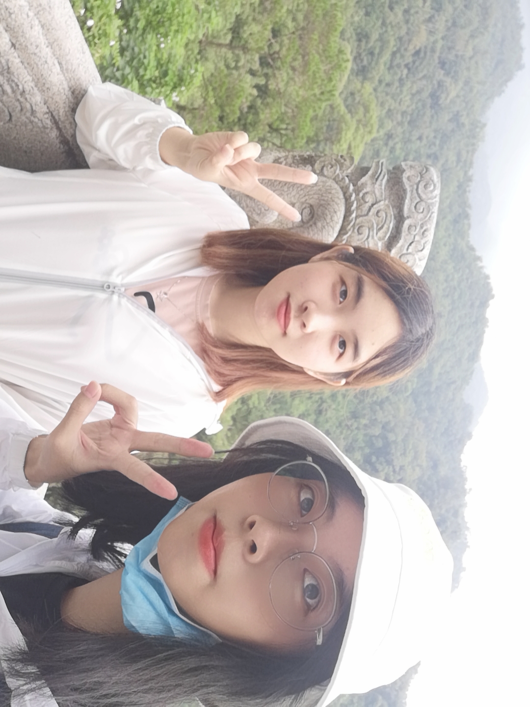 黄教员 照片