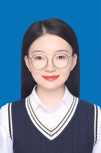 平教员 照片