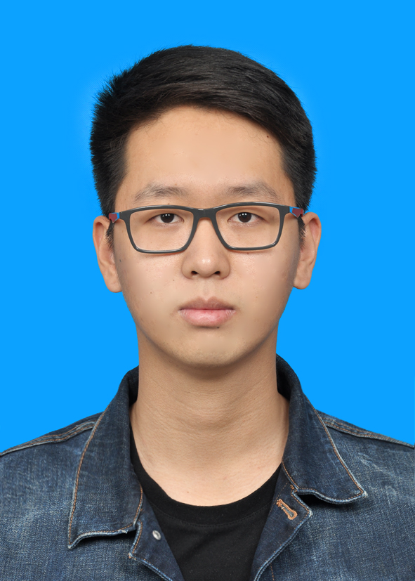 张教员 照片