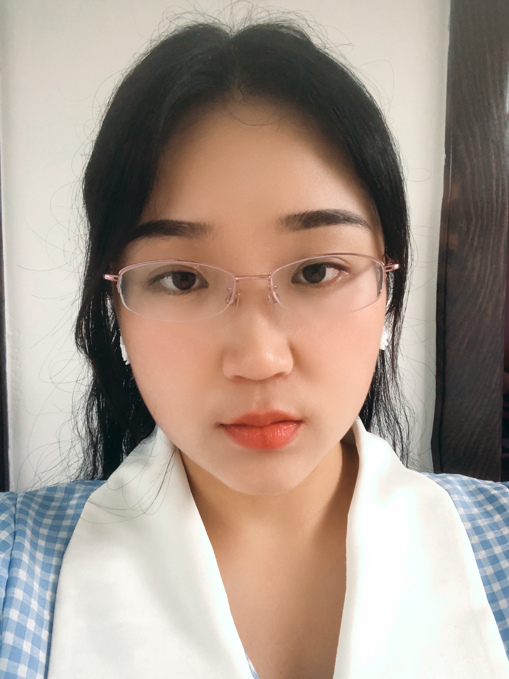 孔教员 照片