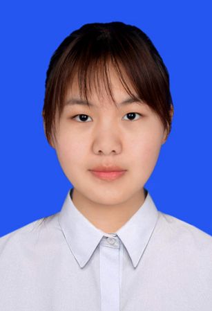 李教员 照片