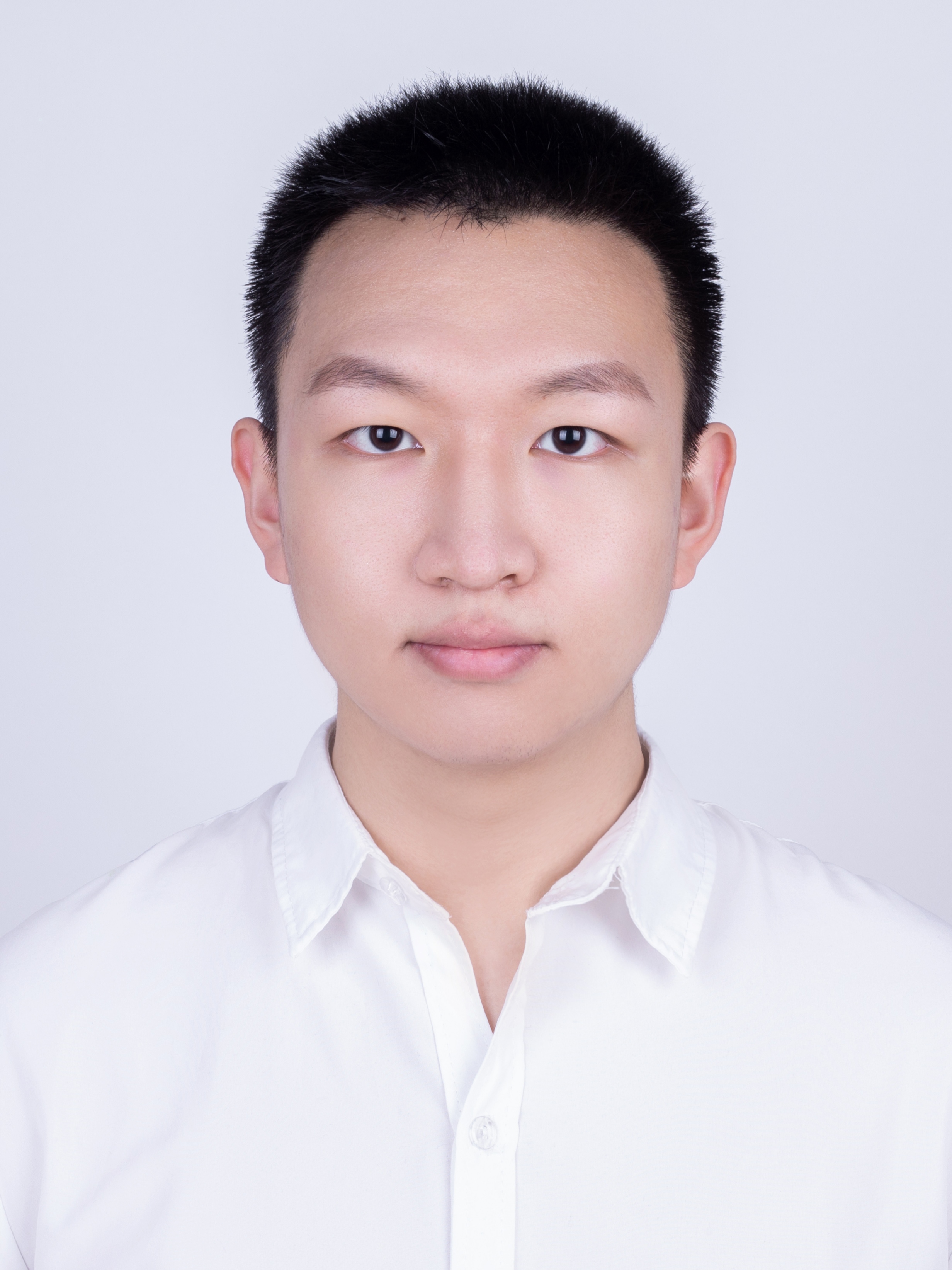 廖教员 照片