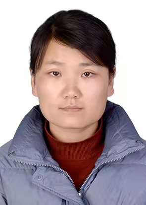 张教员 照片