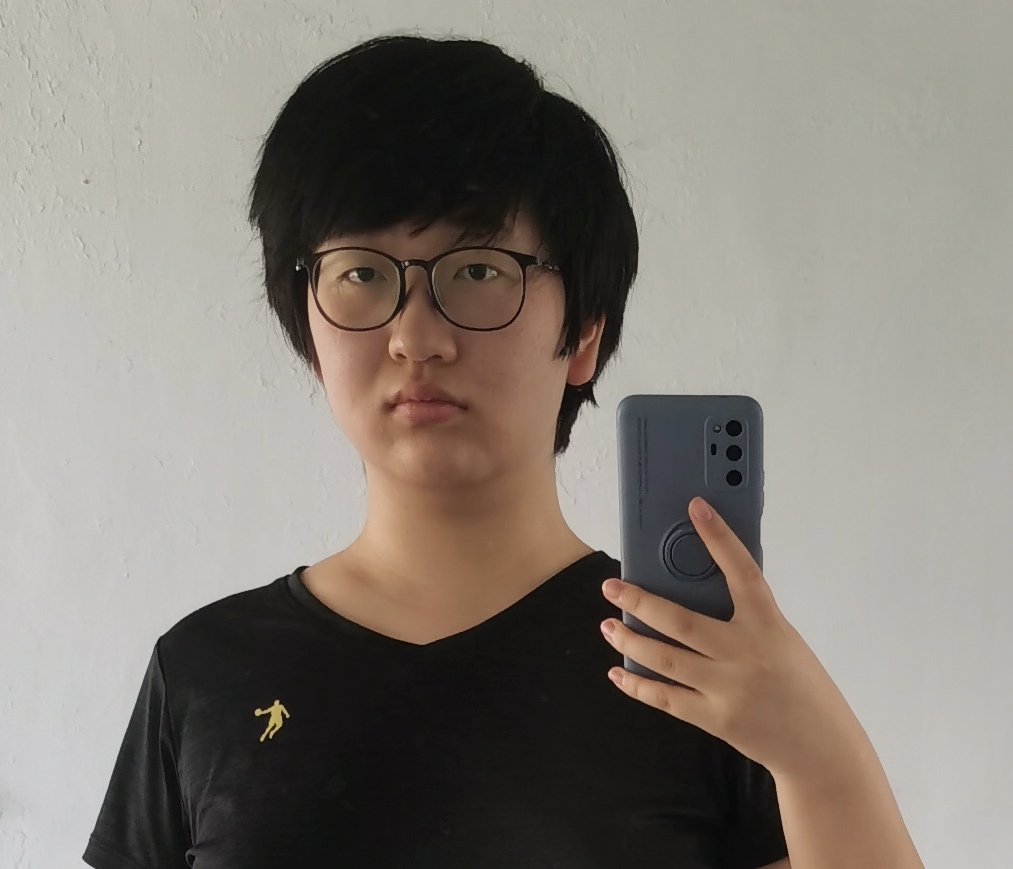 朱教员 照片