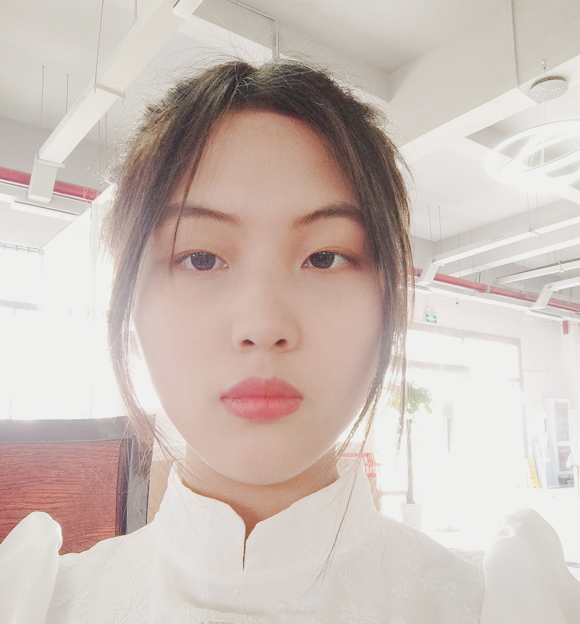刘教员 照片
