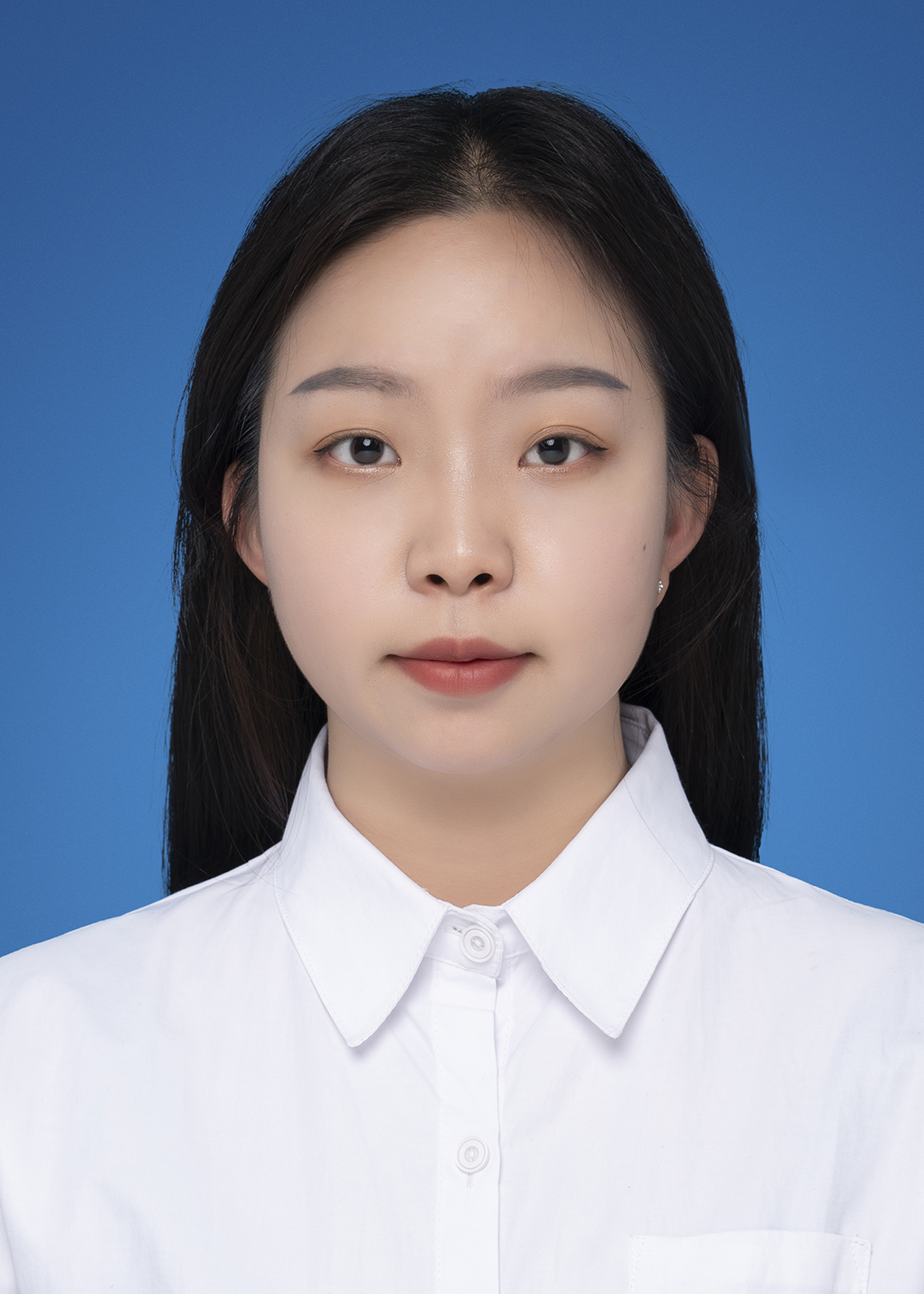 闫教员 照片