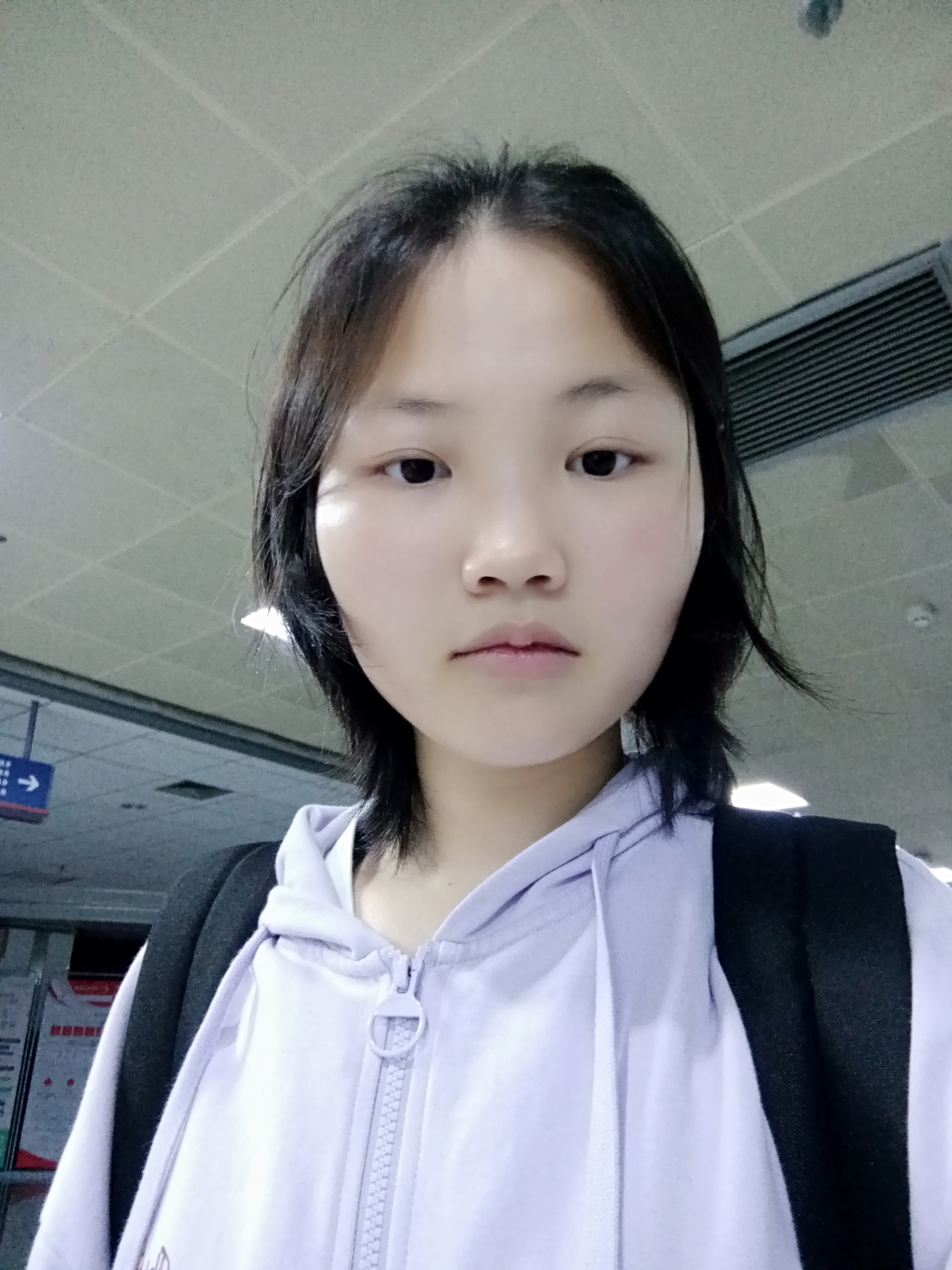 黄教员 照片