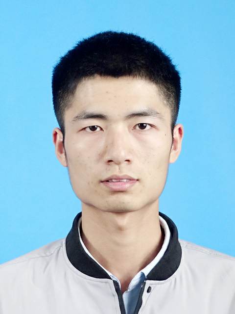 钱教员 照片