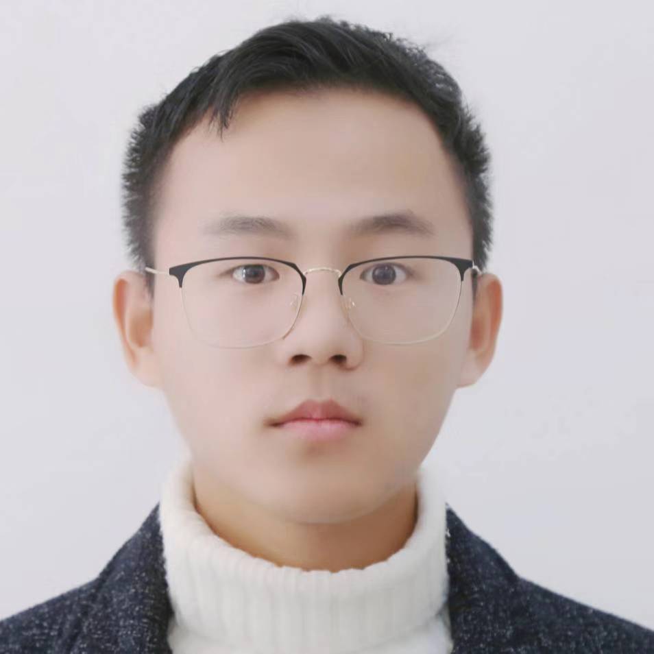 李教员 照片