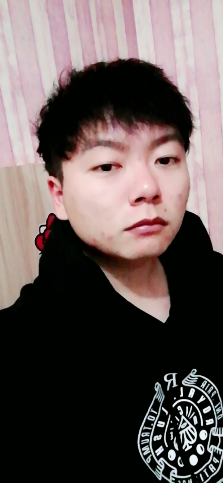 刘教员 照片