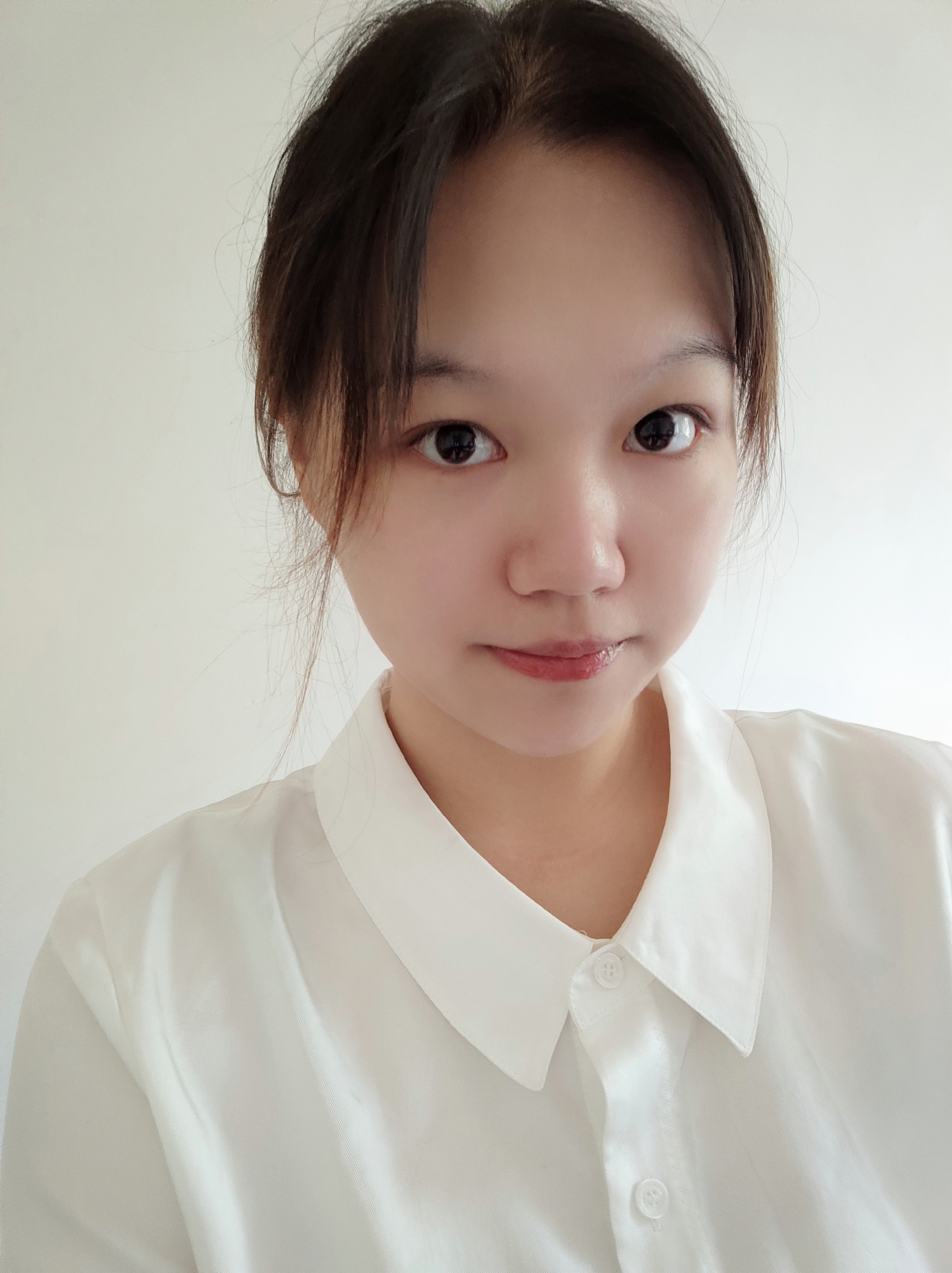 李教员 照片