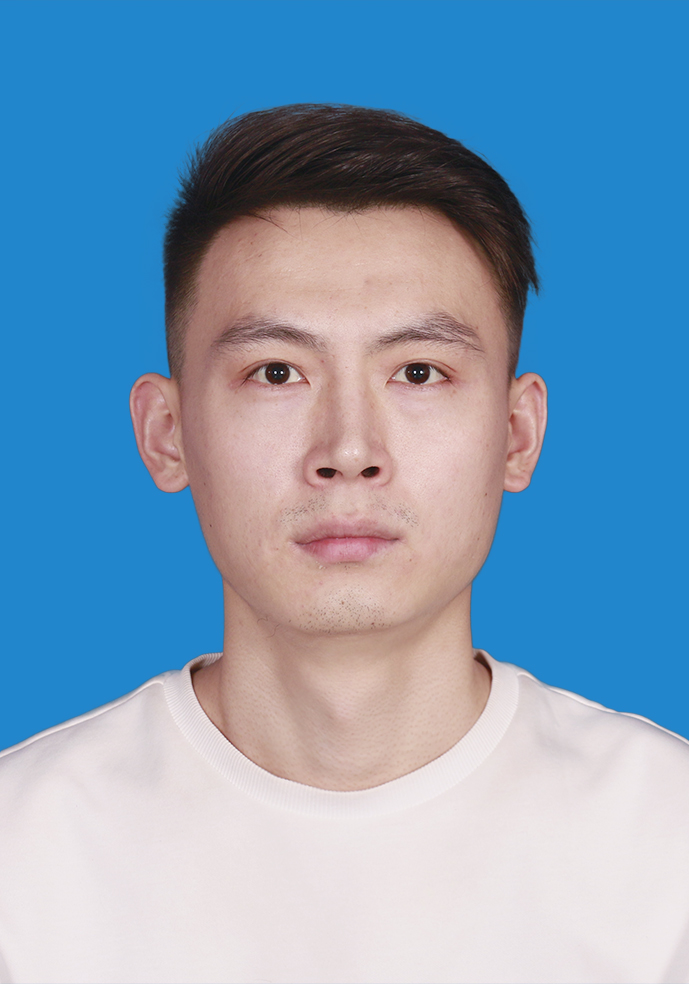 王教员 照片