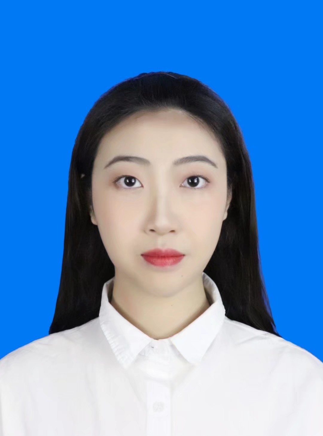 何教员 照片