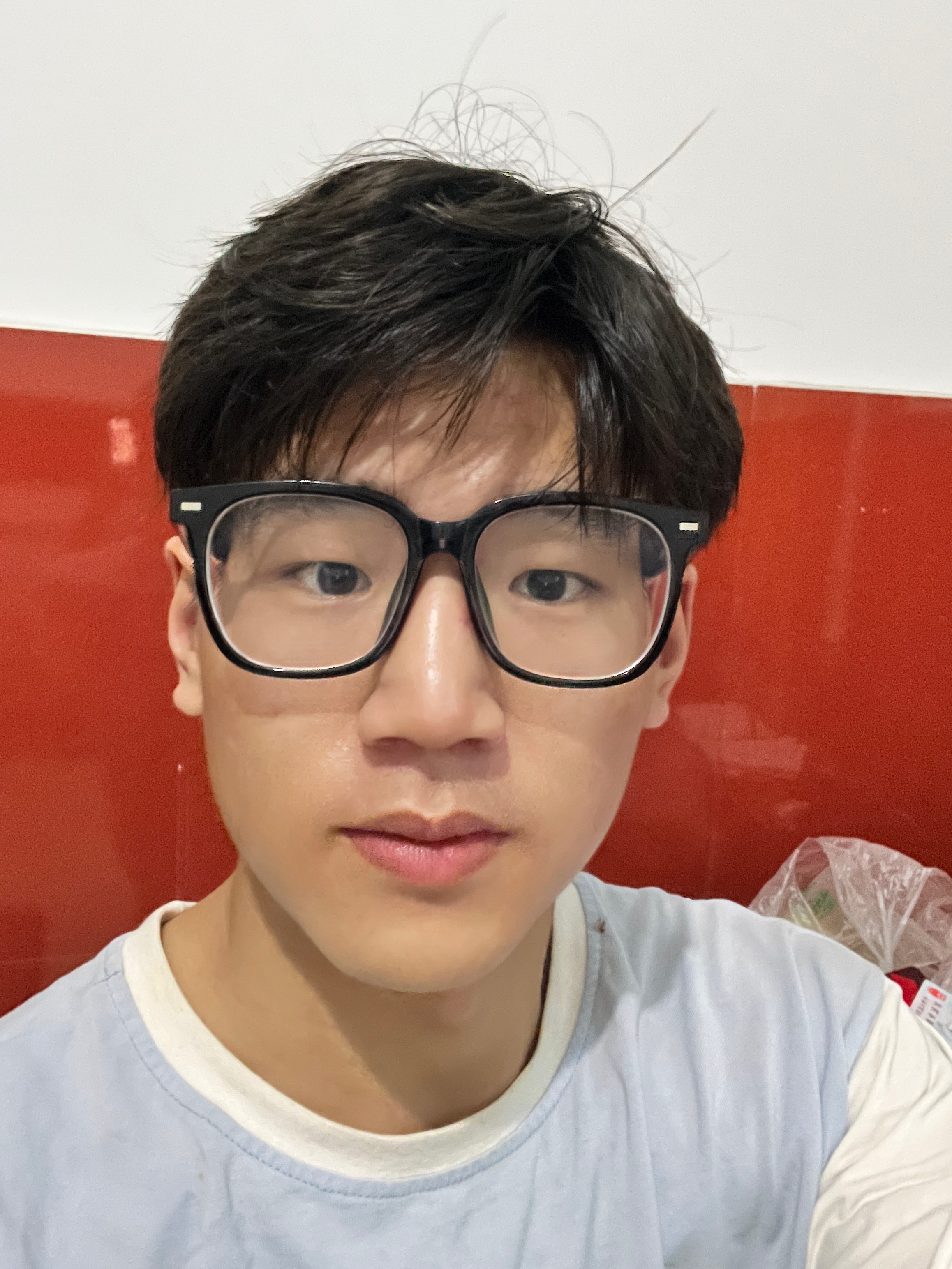 刘教员 照片