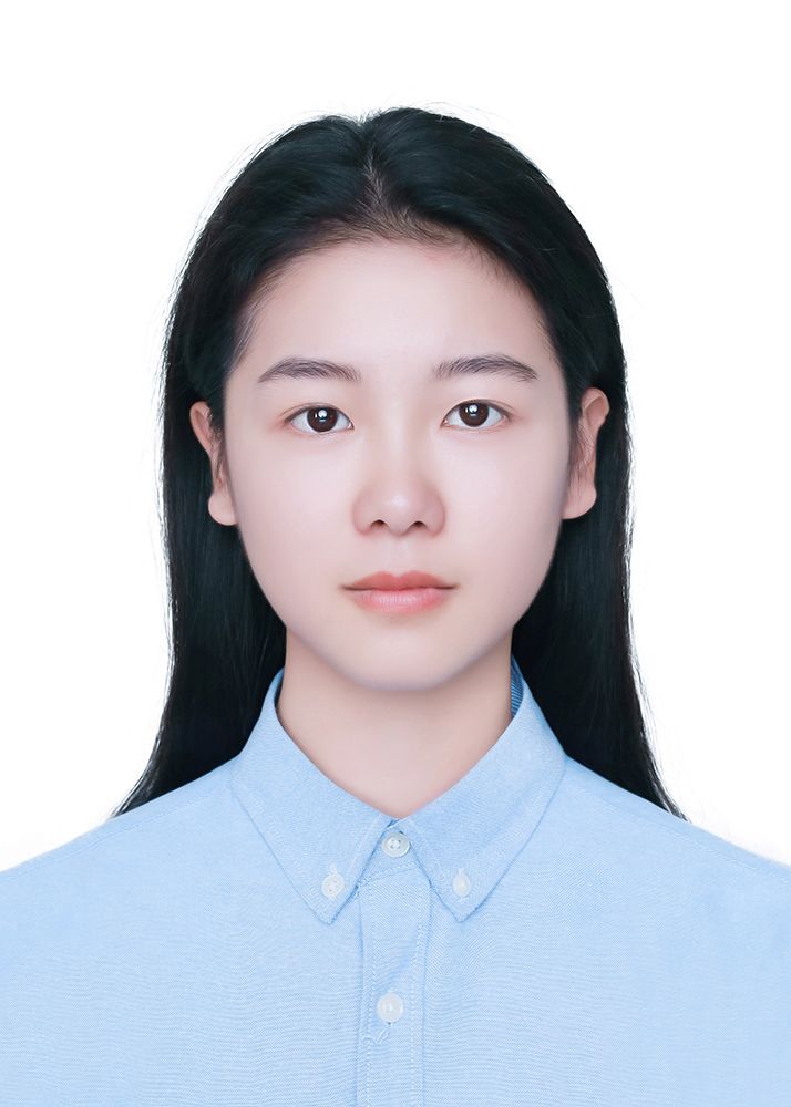 黄教员 照片