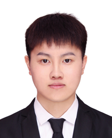 李教员 照片