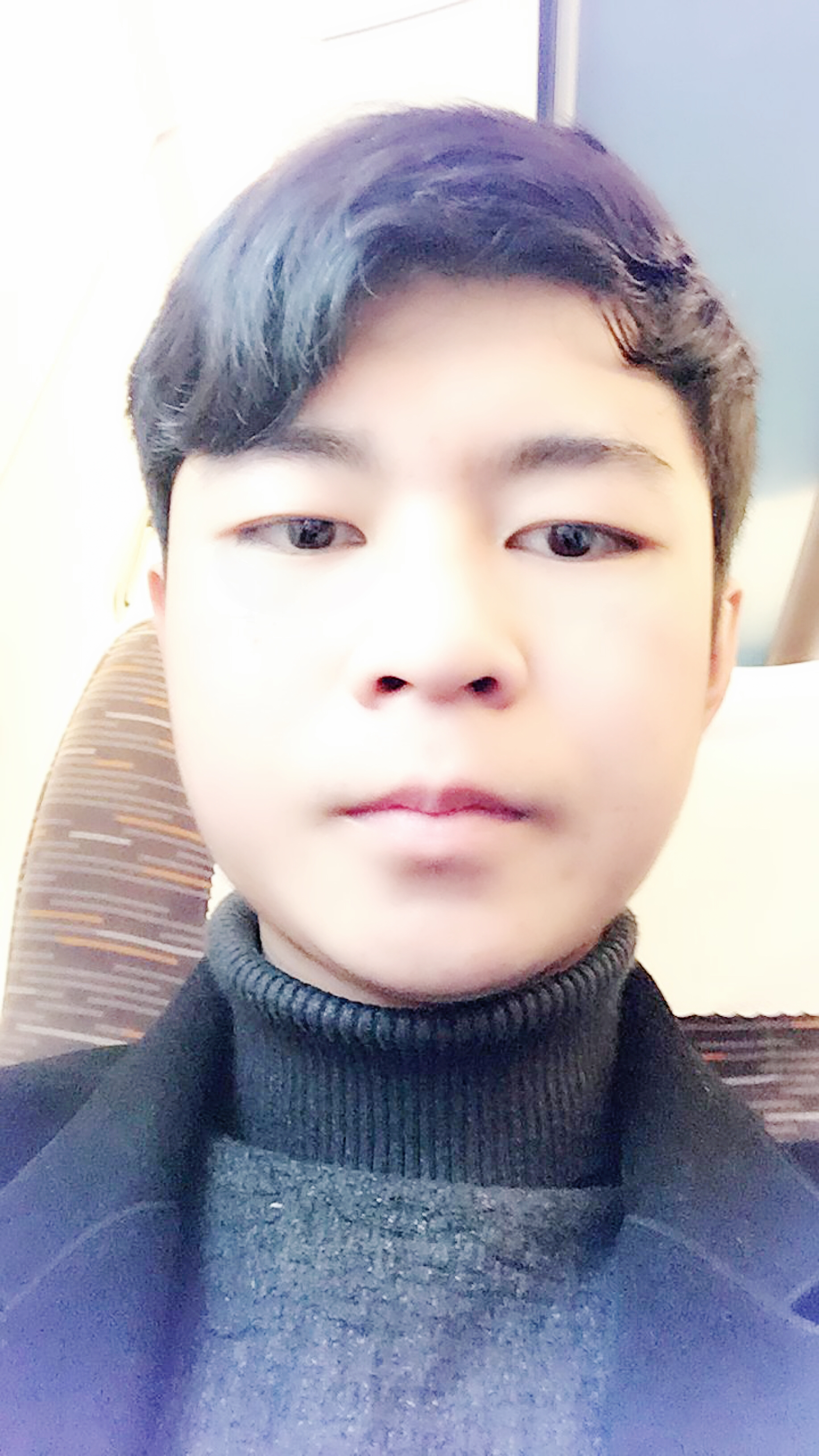 梁教员 照片