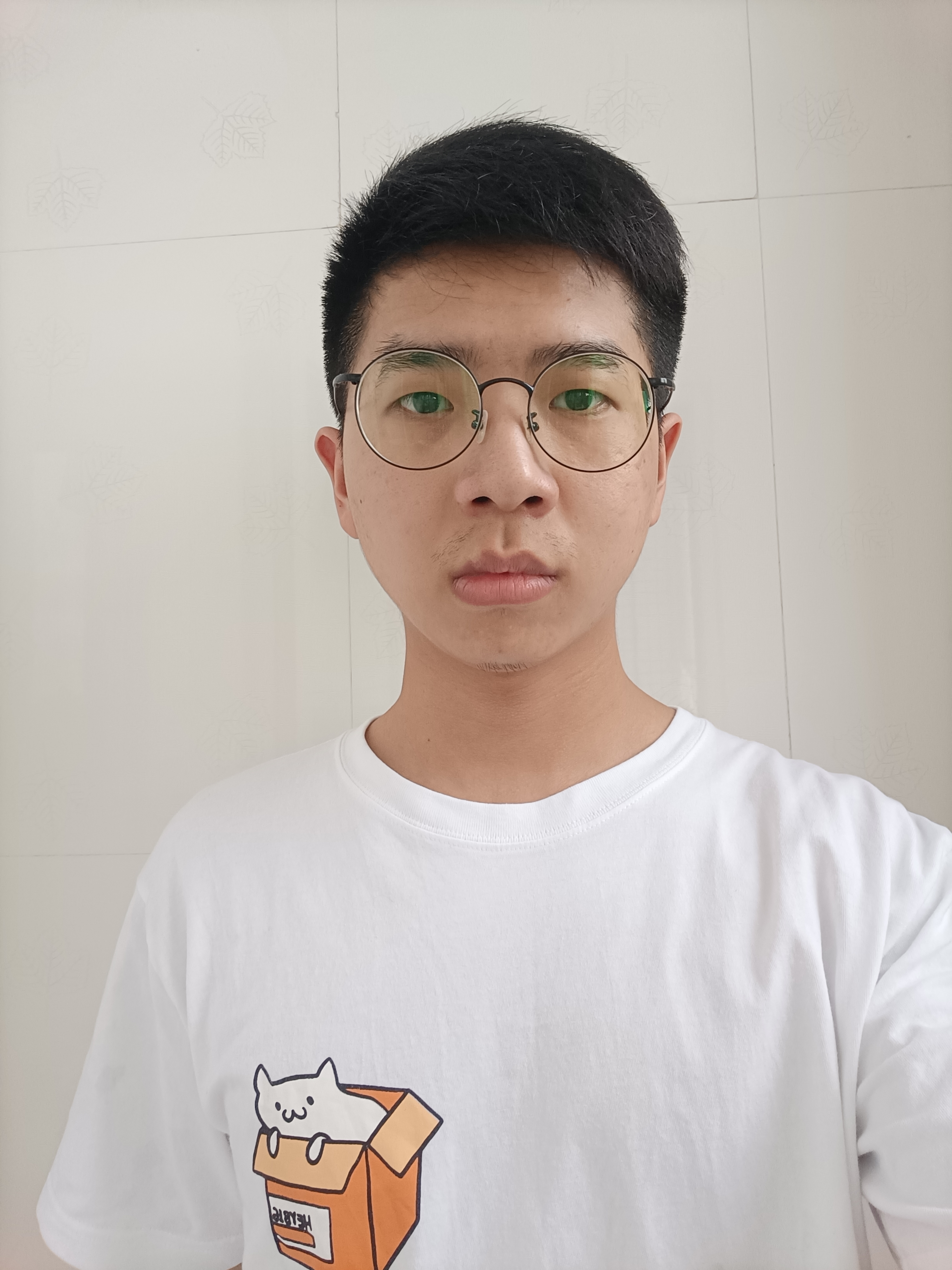 周教员 照片