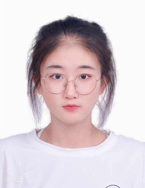 董教员 照片