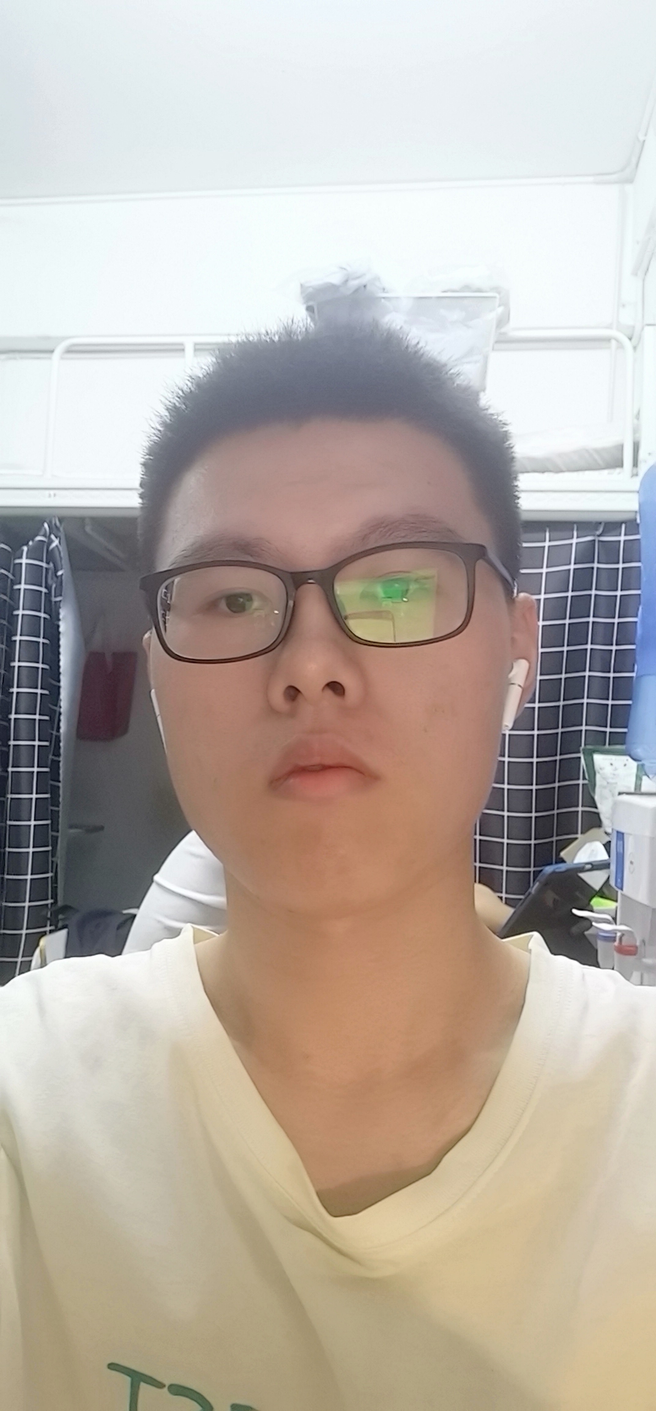 郑教员 照片