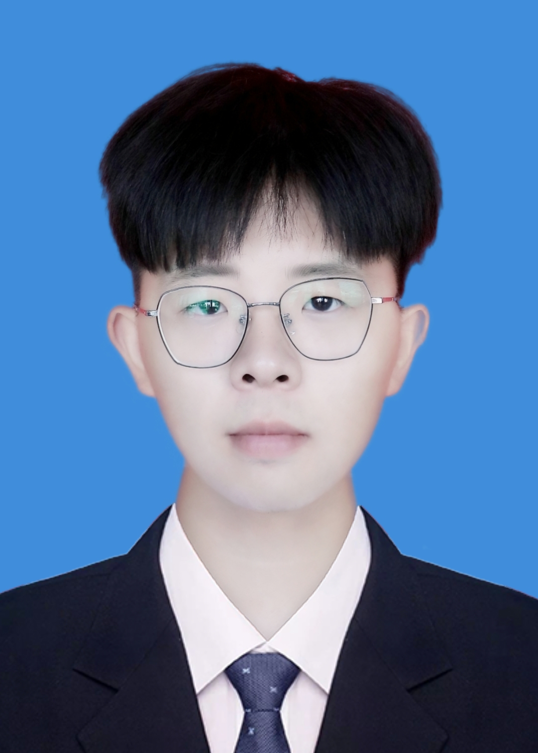 王教员 照片